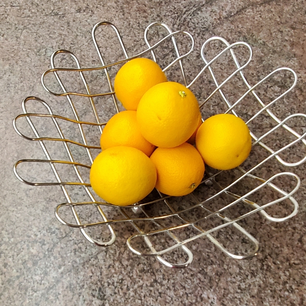 Kitchen Fruits/Vegetable / Bread Basket